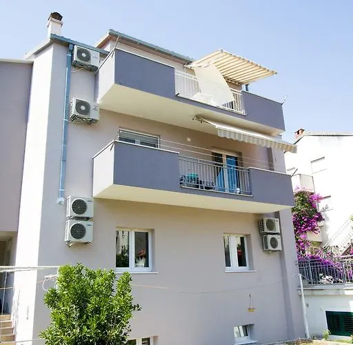 Lägenhet Put Plokita *